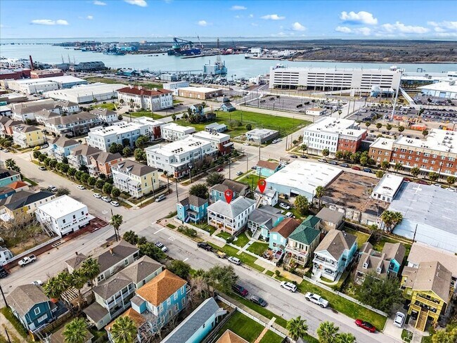 Building Photo - 1524 Mechanic St