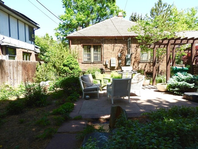 Building Photo - Park Hill Home For Rent