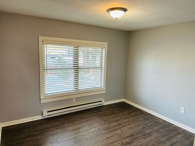 Building Photo - Charming Updated Home Centrally Located