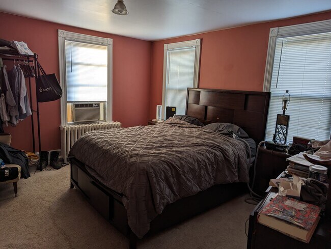 Master Bedroom - 38 S 4th Ave