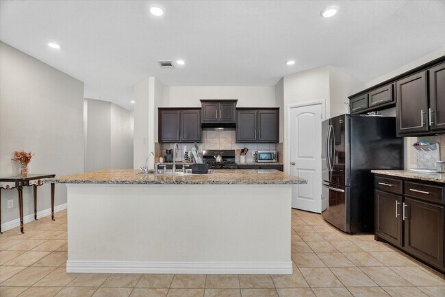 Building Photo - 8020 Crimea Ln