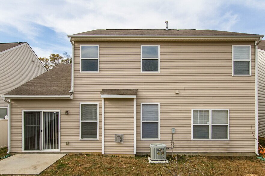 Building Photo - 11530 Hattie Little St