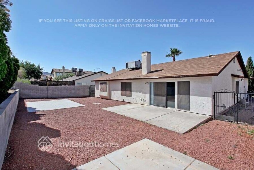 Building Photo - 888 Scarlet Ave