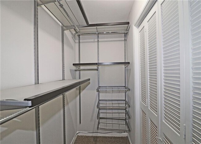 Building Photo - 40 Glenald Way NW