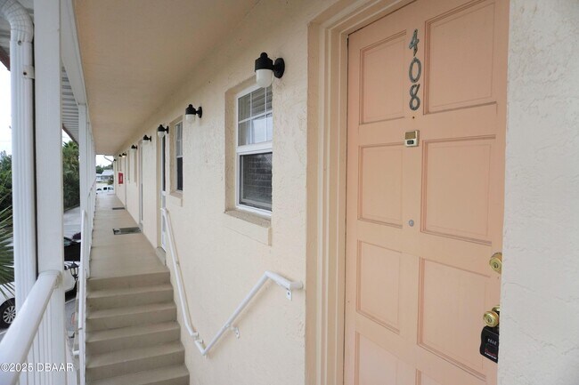 Building Photo - 1510 Ocean Shore Blvd