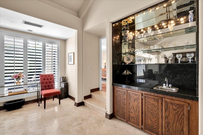 Building Photo - 34820 Mission Hills Dr