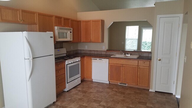 Building Photo - Nampa 3 Bedroom Home.