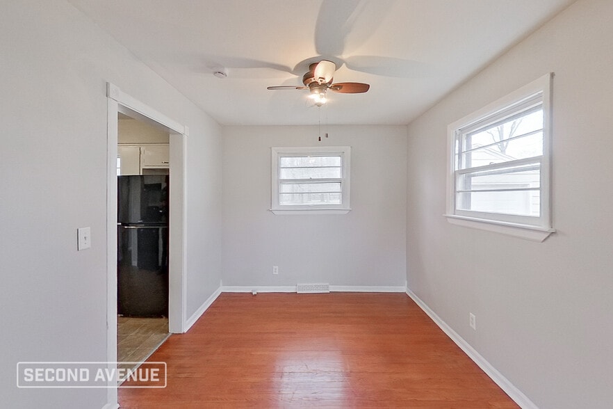 Building Photo - 2529 W 16th St