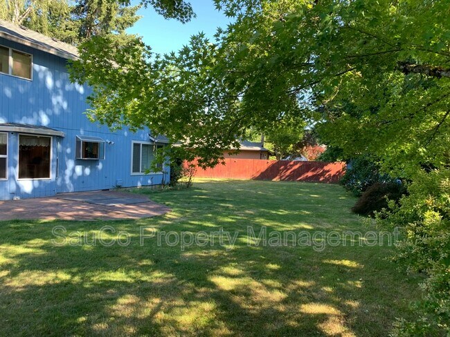 Building Photo - 1587 NE 57th Ave