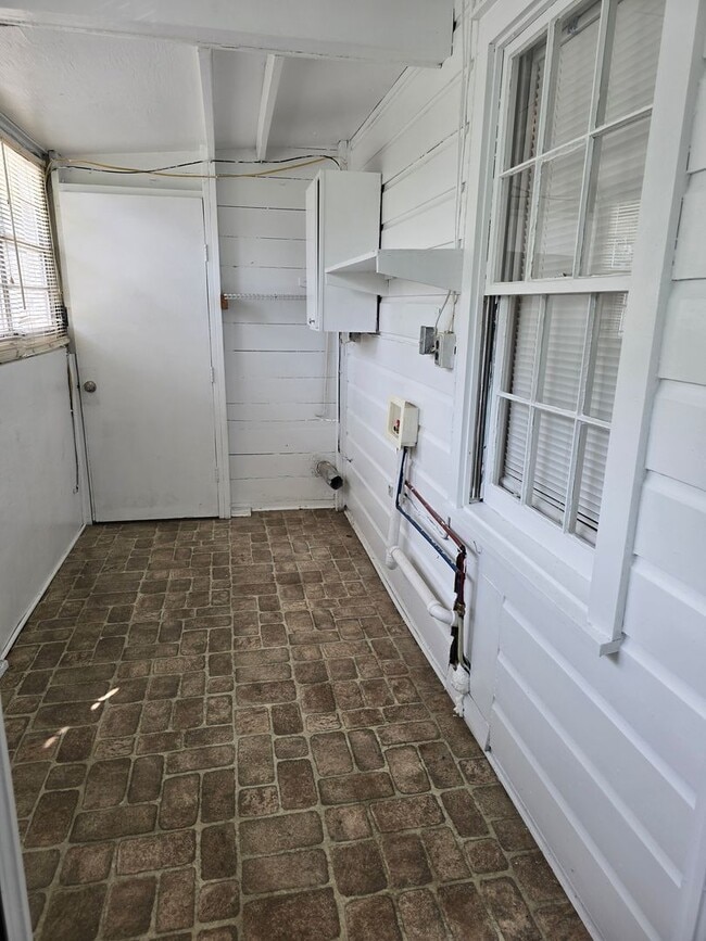 Building Photo - New Listing!!!