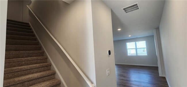 Building Photo - 5312 Melbourne Ln