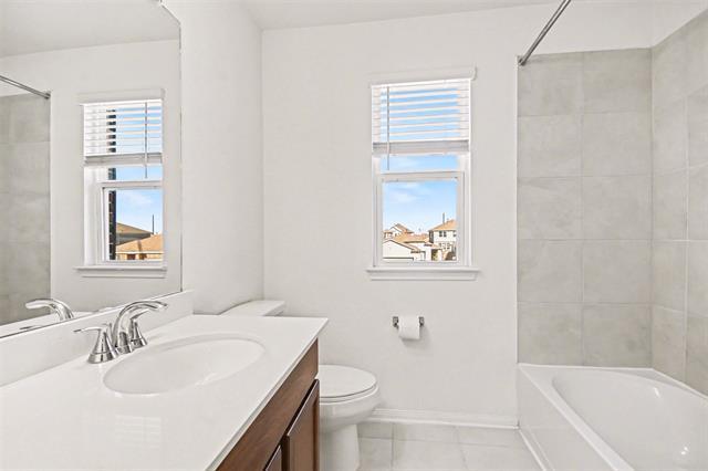 Building Photo - 7218 Bakersfield Ct