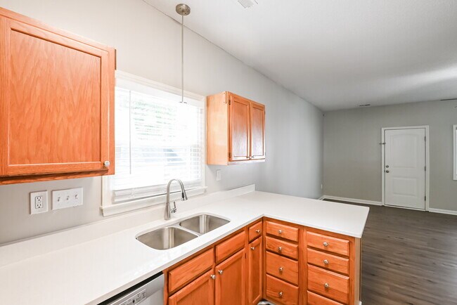 Building Photo - 309 Wax Myrtle Ct