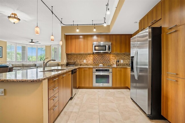 Building Photo - 510 NW 84th Ave