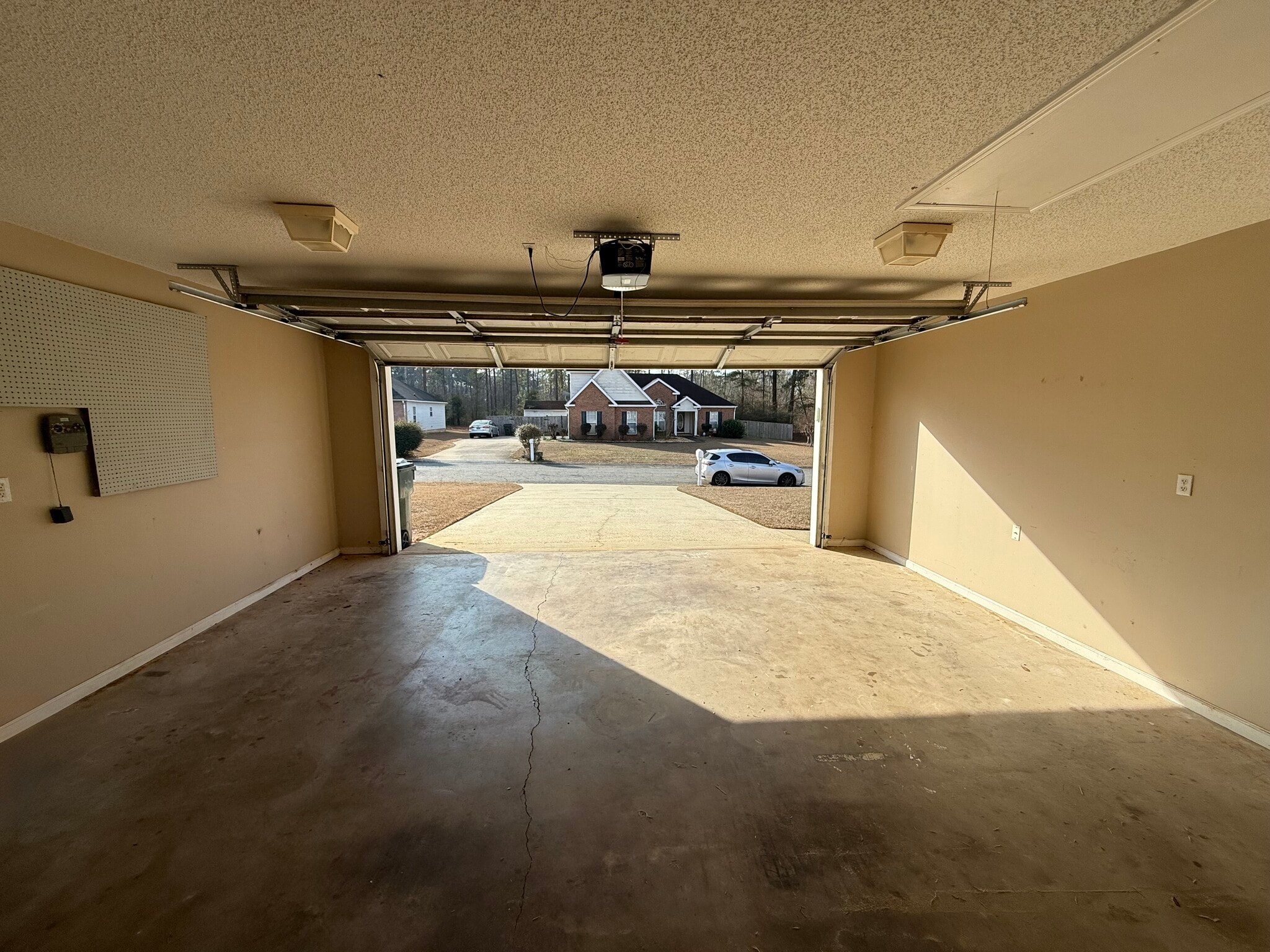 Building Photo - 100 Englewood Ct