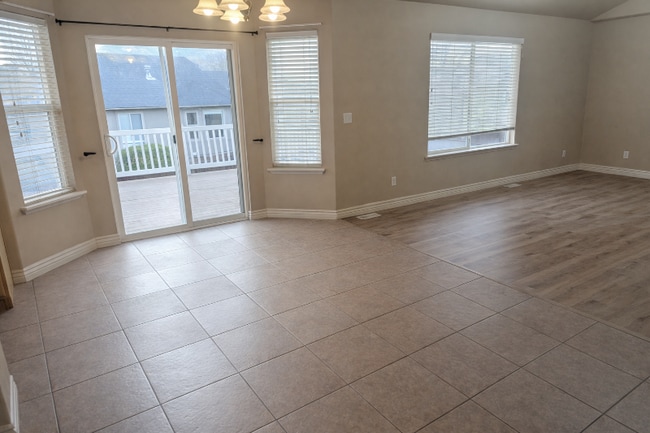 Building Photo - 1287 Reese Dr