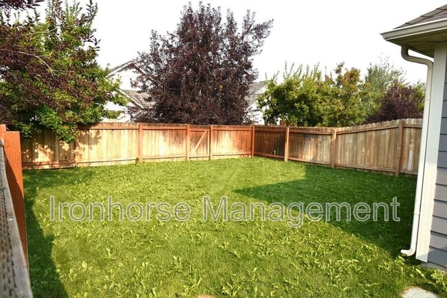 Building Photo - 103 Covey Ct