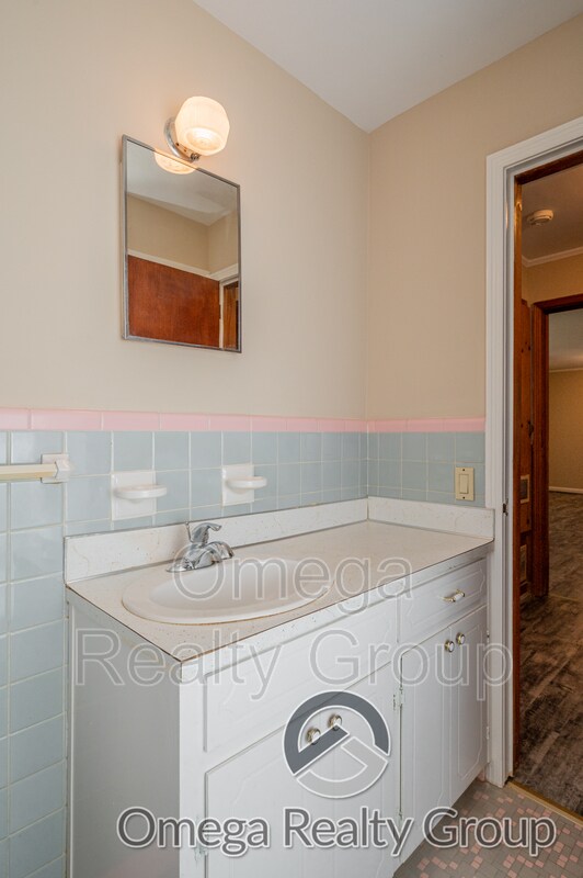Building Photo - 3544 Cottonwood Dr