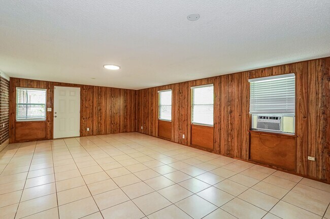 Building Photo - Newly Renovated Single Family Home | 3 BR/2BA | 1-Car Covered Parking | Gated backyard