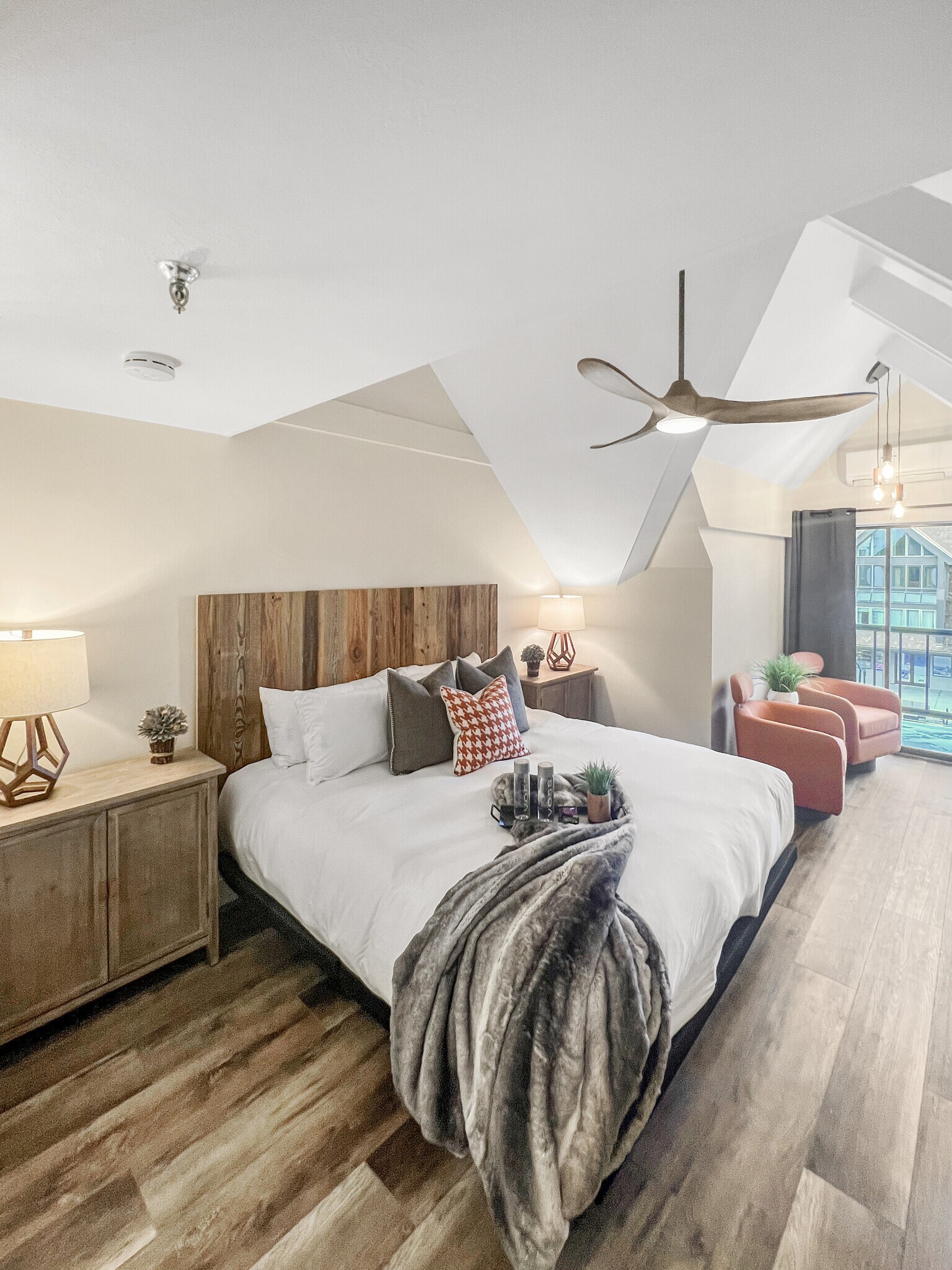 Building Photo - 1385 Lowell Ave