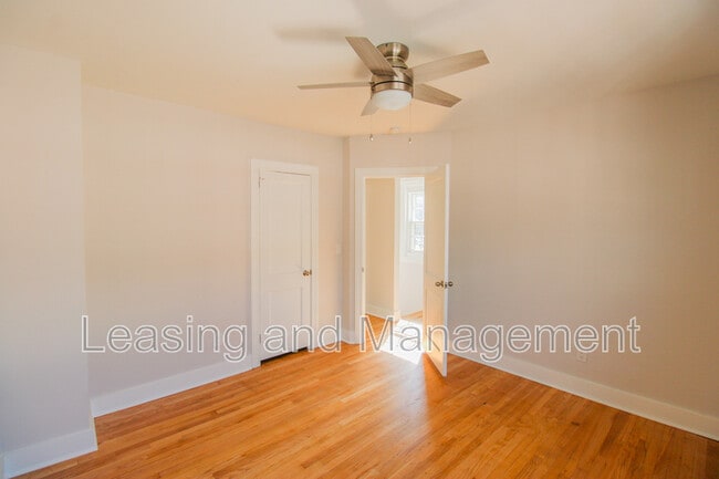 Building Photo - 25 Ashley Ave