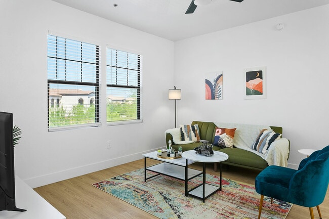 Building Photo - 9450 W Cabela Dr