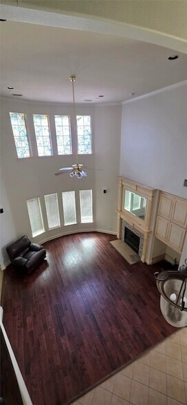 Building Photo - 1001 Llano Trce