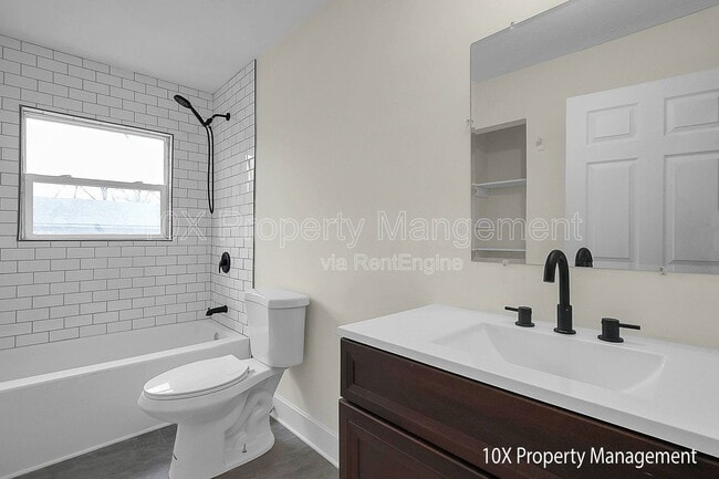 Building Photo - 1814 E Maynard Ave