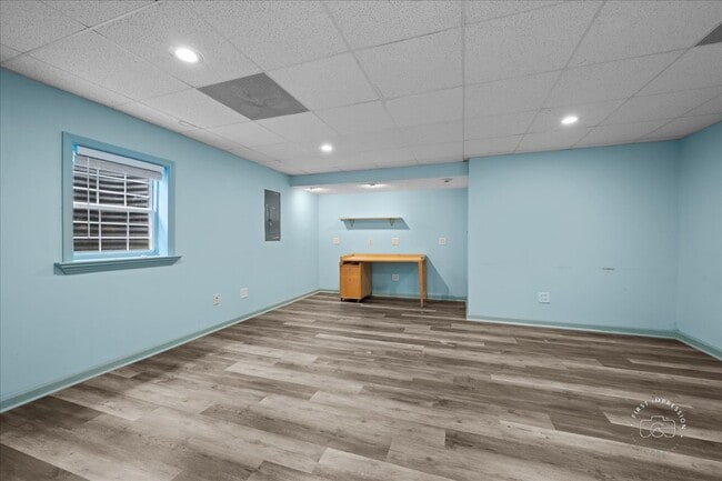 Building Photo - 343 Diane Ct