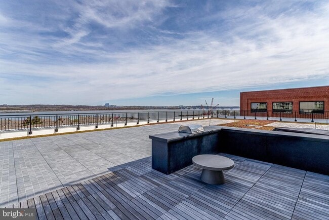 Building Photo - 801 N Fairfax St