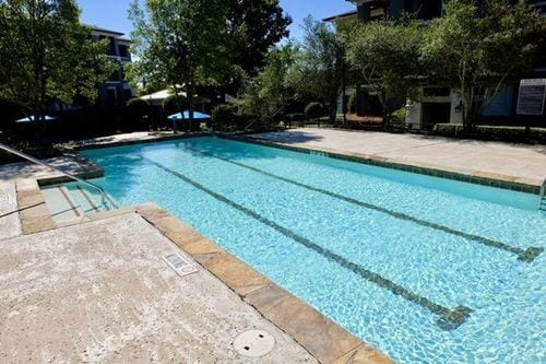 Building Photo - 11800 Dessau Rd