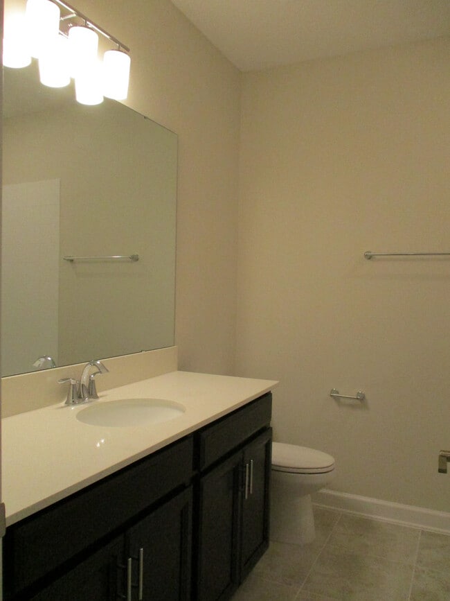 Building Photo - 3 Bedroom, 2.5 Bath, Recently Constructed Town Home in Sawgrass Plantation! Priced to Rent!