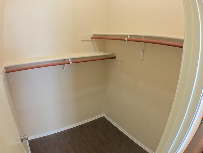 Building Photo - Mesquite Hills 3bed/2.5bath plus Loft REFRIG A/C Home!