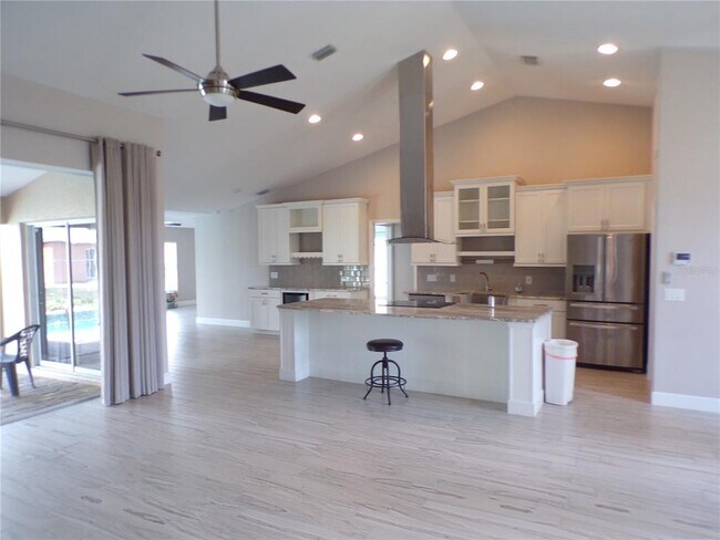 Building Photo - 4942 Ariton Rd