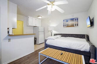 Building Photo - 3720 Vinton Ave