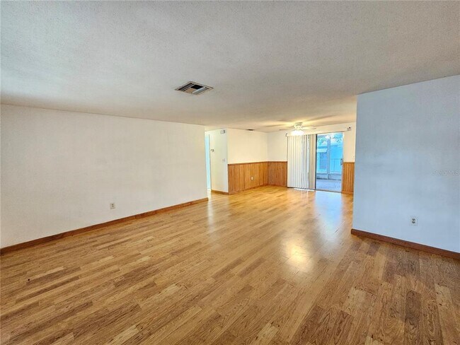 Building Photo - 4715 Madison St
