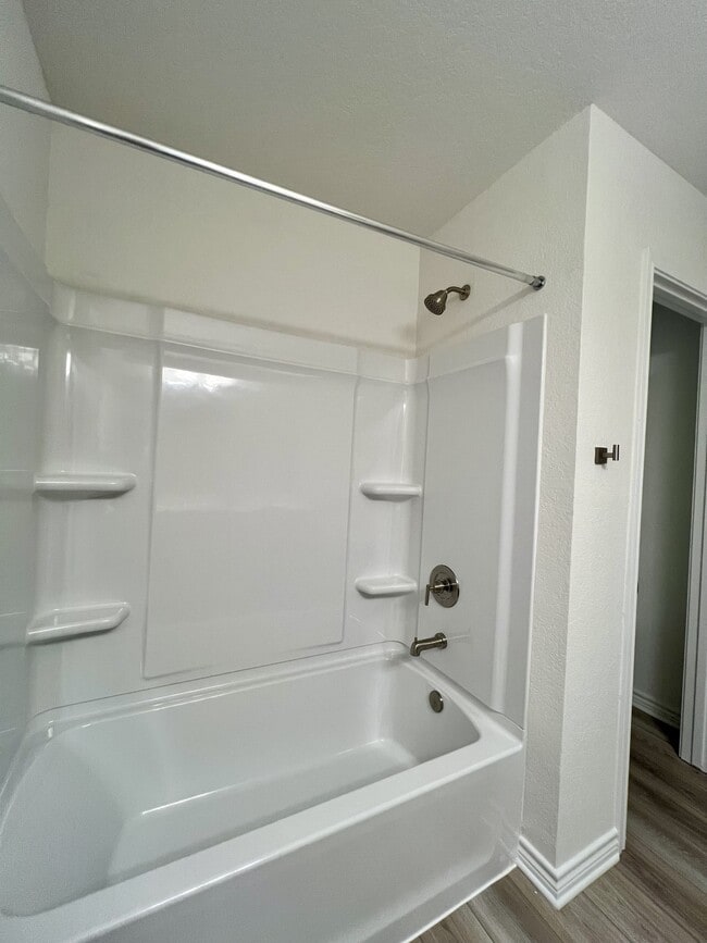 Building Photo - 14839 Vance Jackson Rd