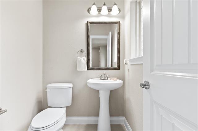 Building Photo - 313 Tottenham Ct