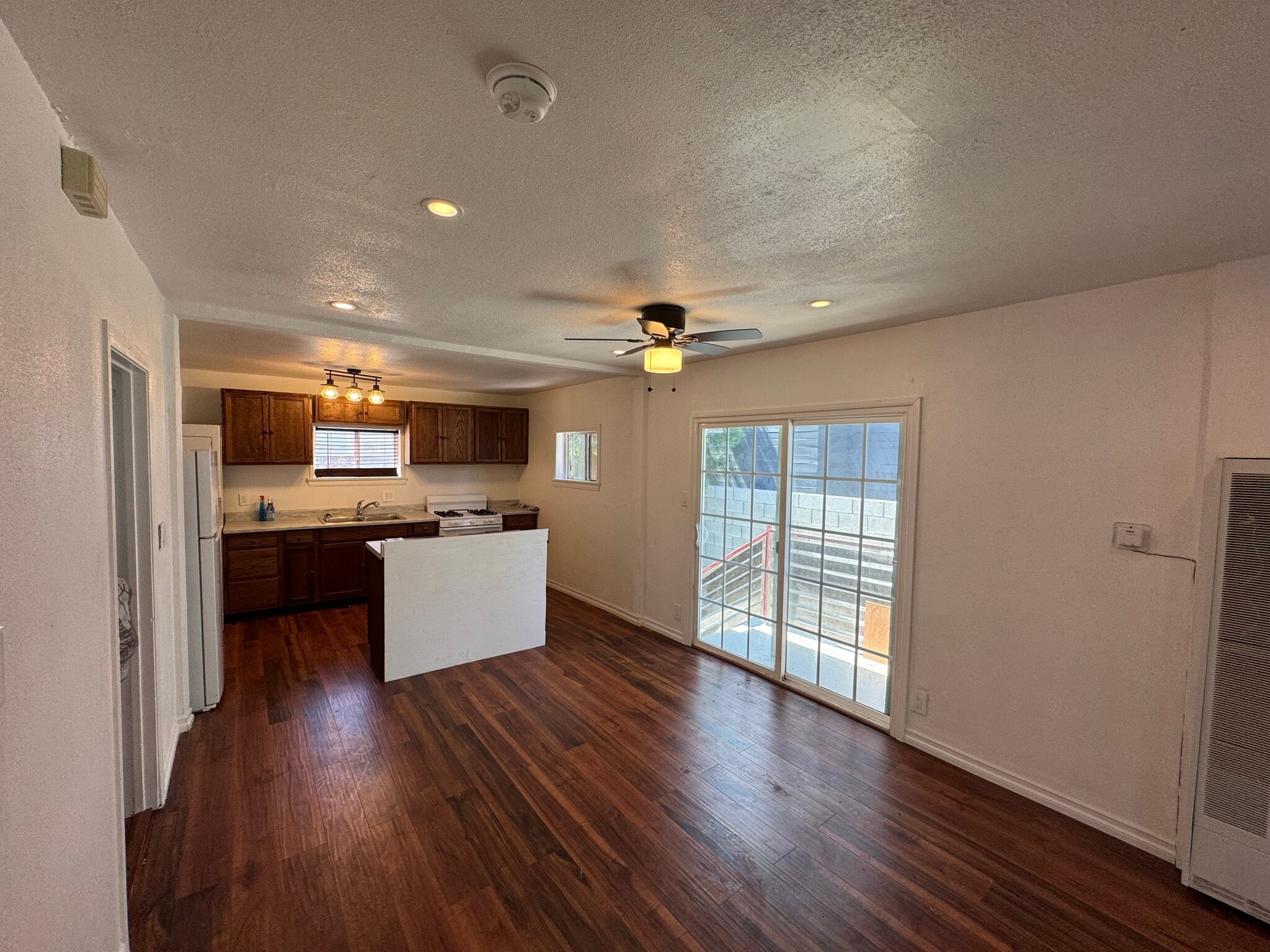 Kitchen & Dining Area View - 526 Brooks Ave