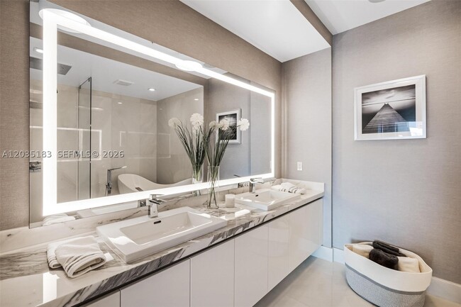 Building Photo - 330 Sunny Isles Blvd