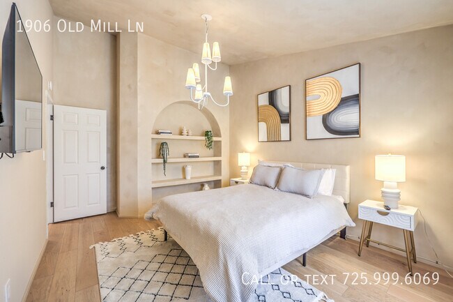 Building Photo - 1906 Old Mill Ln