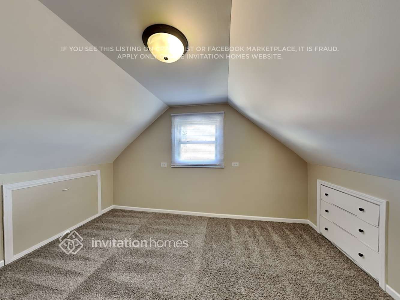 Building Photo - 336 W Brookfield St