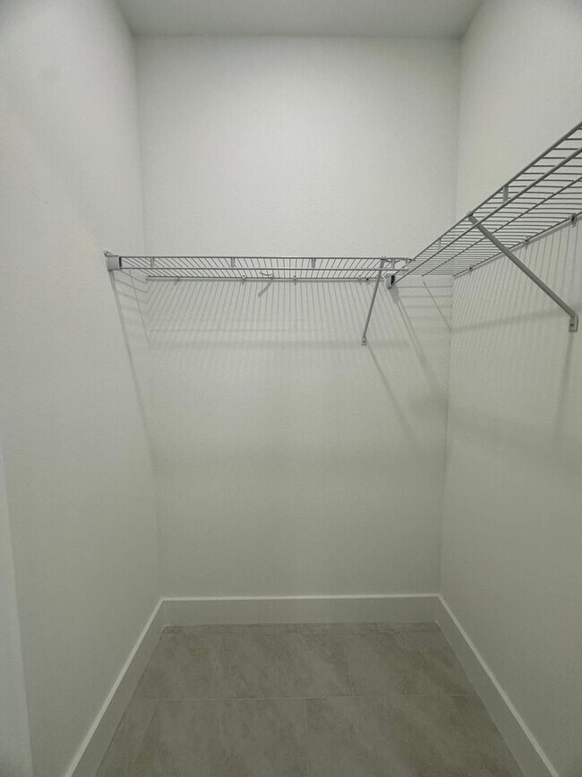 Building Photo - Brand New Construction Pool Home - 3 Beds + Den, 2 Baths, 3 Car Garage