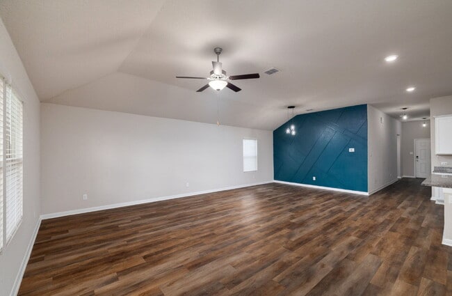 Building Photo - "Spacious 4-Bedroom Home in Converse with ...
