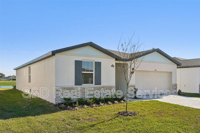 Building Photo - 2106 Rosewood Dr
