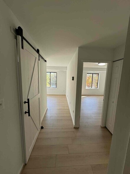 Building Photo - 3101 S Manchester St