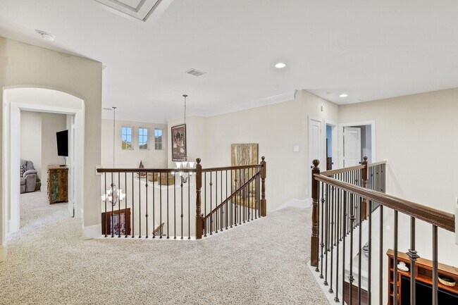Building Photo - 10423 Hatcher Dr