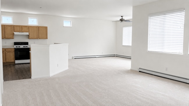 Building Photo - West Lebanon - 3 Bed, 3 Bath - House $3700  plus utilities