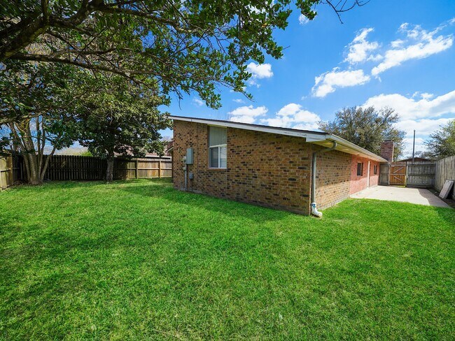 Building Photo - 15522 Winter Briar Dr