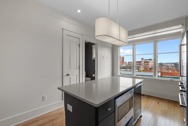 Building Photo - M West